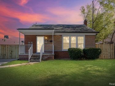 20566 Patton Street, Detroit, MI 48219