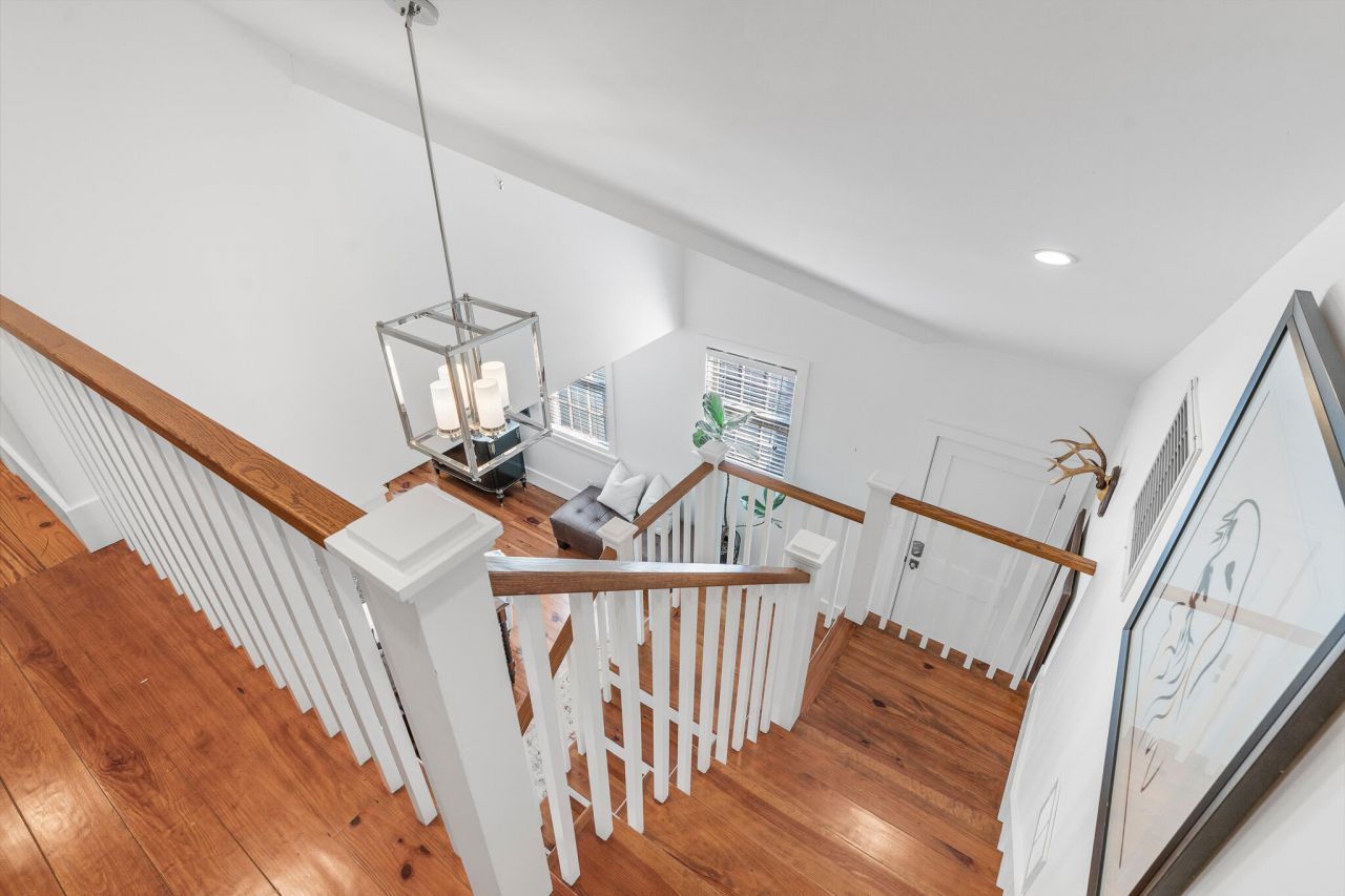 59 Beverly Road Photo 22