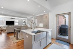 59 Beverly Road photo 4