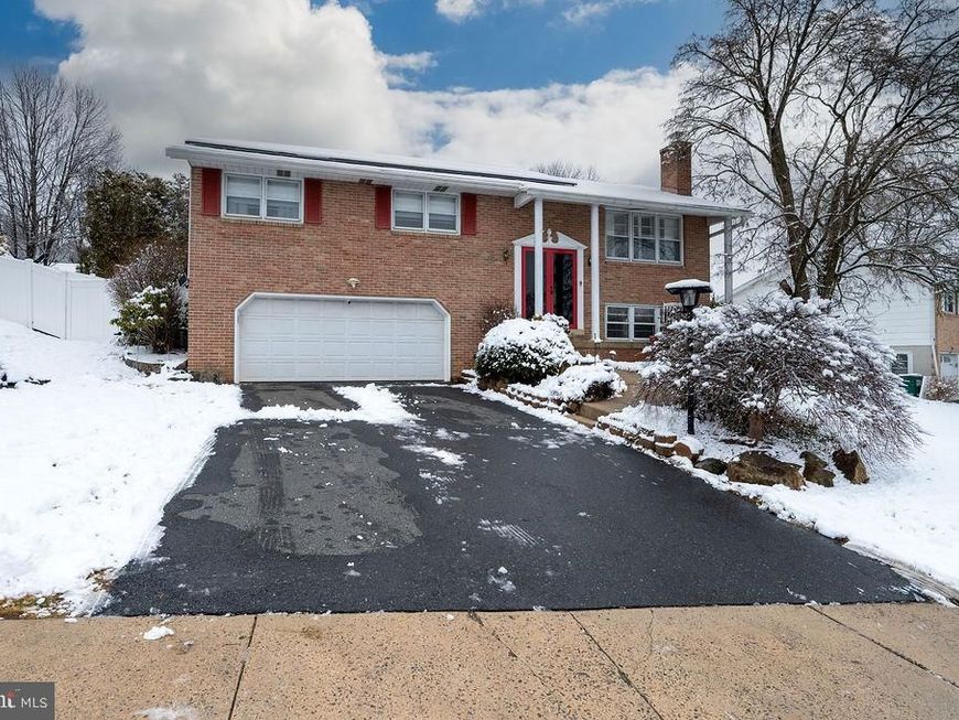 31 Hearthstone Drive, Reading, PA 19606 Main Photo