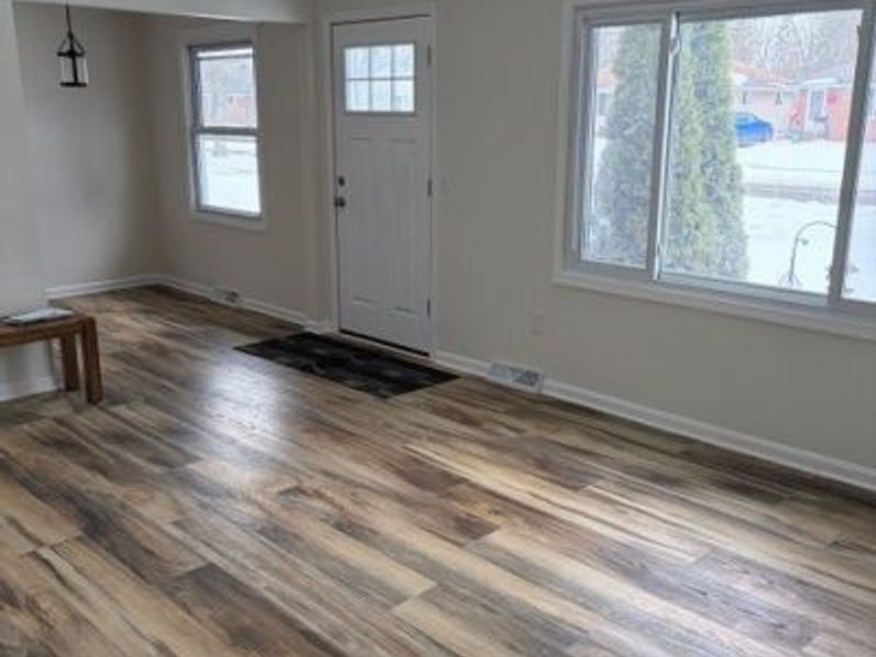 275 Lynne Drive, Sheffield Village, OH 44054 Photo 4