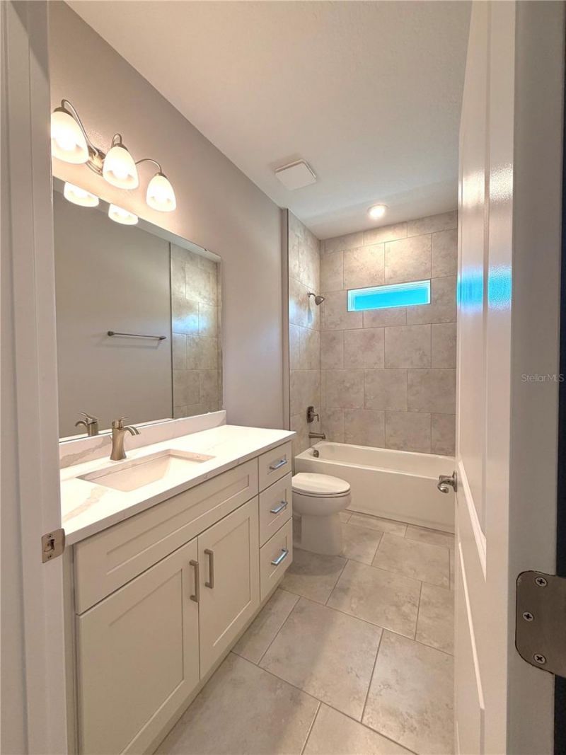 132 W Prairie Street, Center Hill, FL 33514 Photo