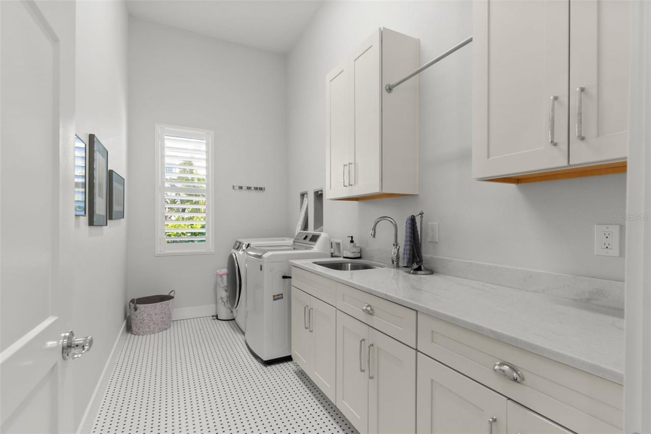 708 Pinckney Drive, Apollo Beach, FL 33572 Photo