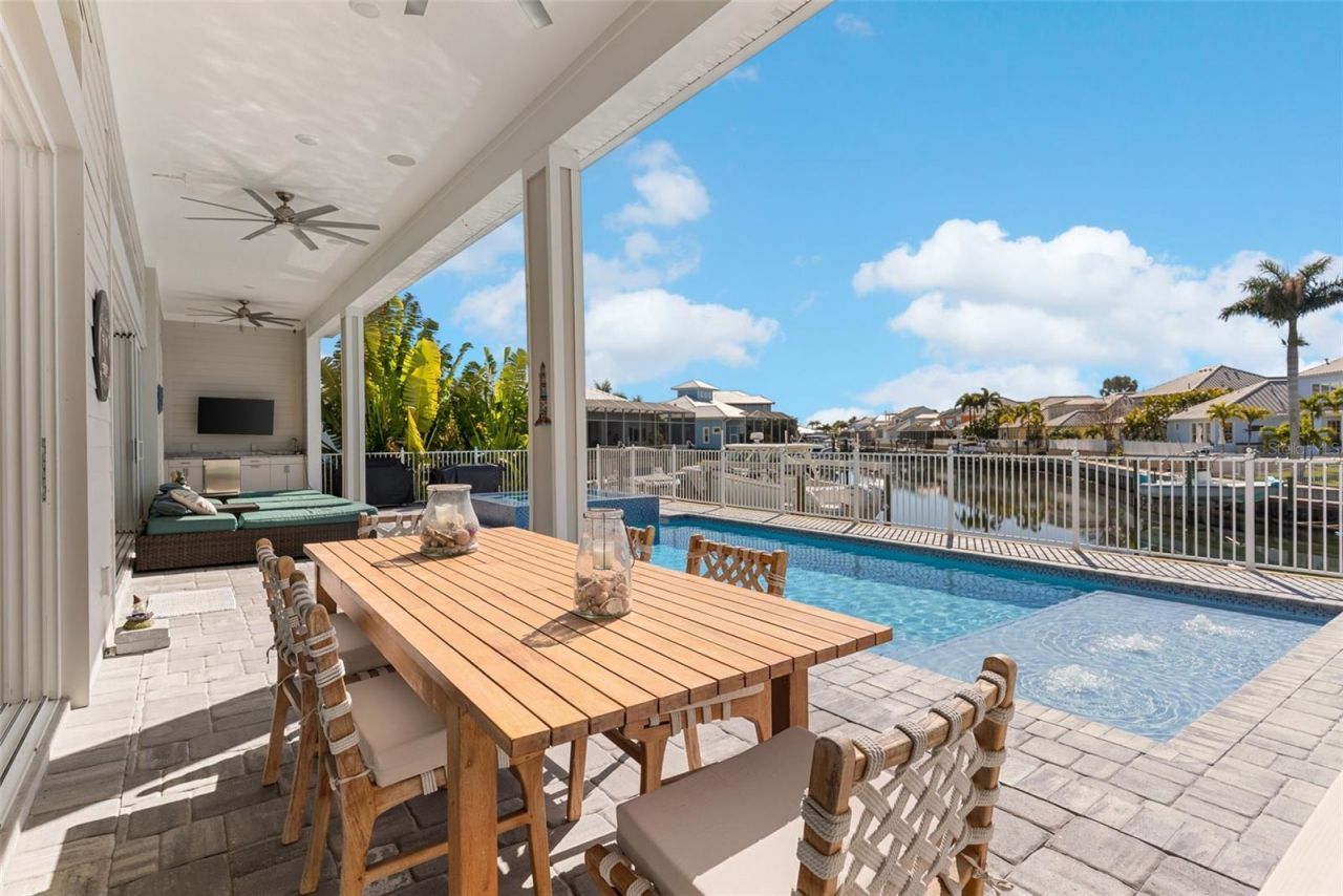 708 Pinckney Drive, Apollo Beach, FL 33572 Photo