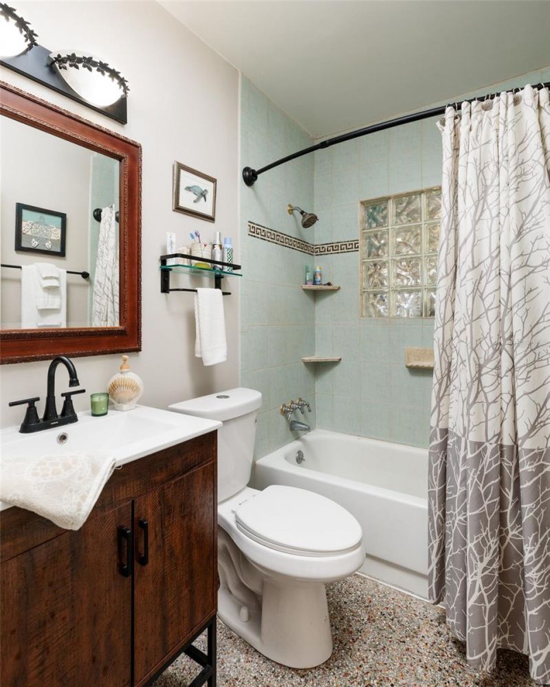 349 89th Avenue Ne, Saint Petersburg, FL 33702 Photo