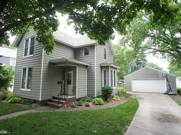 715 Boone Street, Webster City, IA 50595