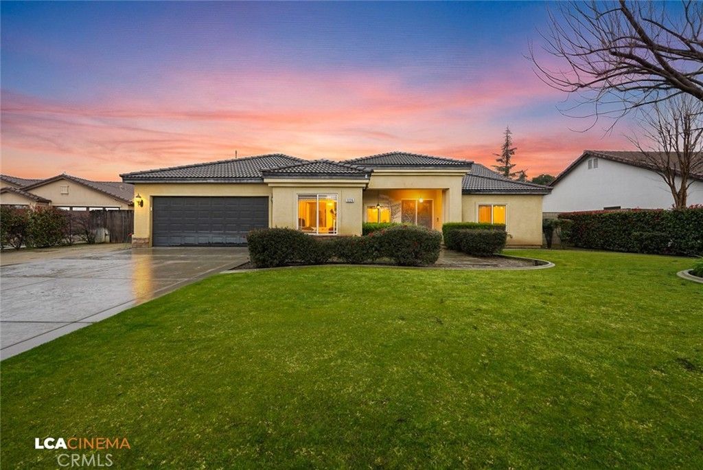 3226 Batch Lane, Bakersfield, CA 93312 Main Photo