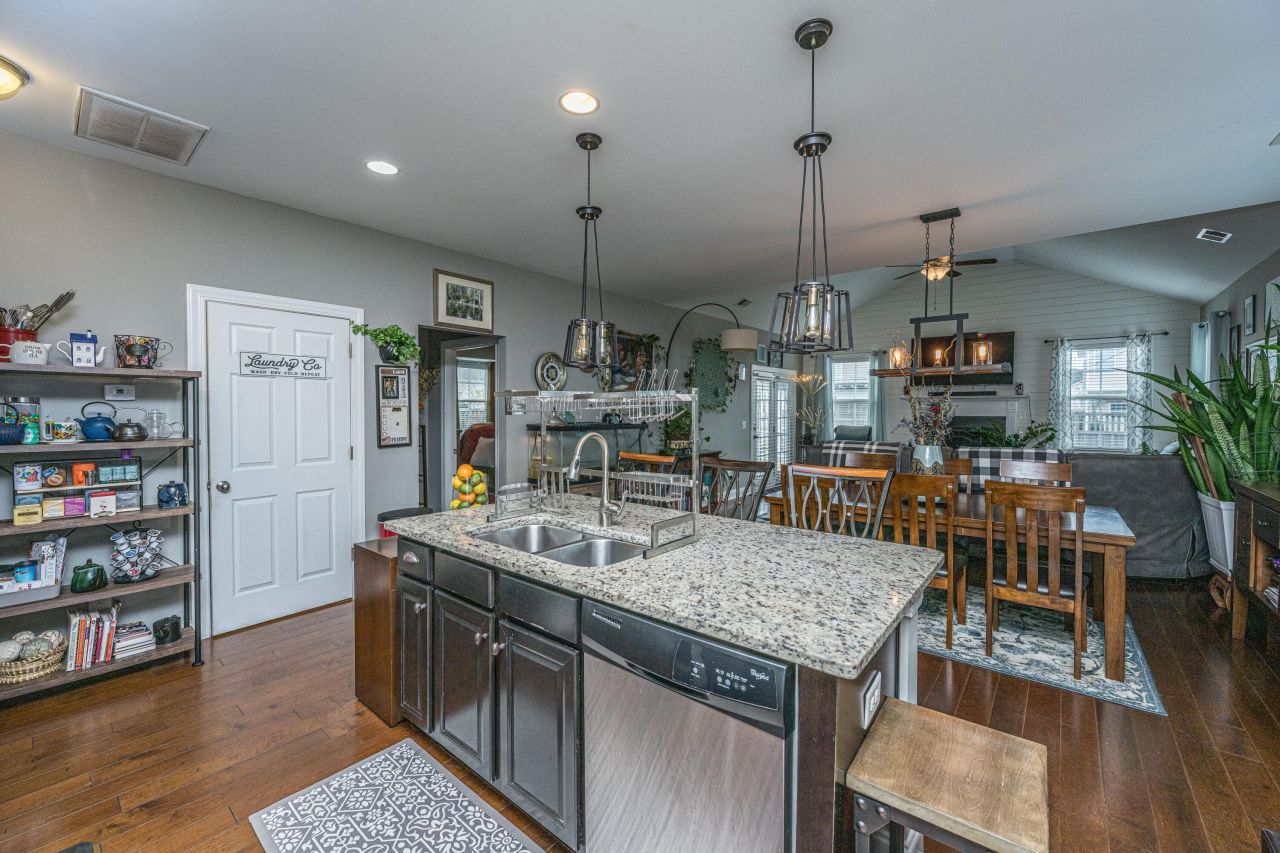 342 Fox Ridge Lane Photo 13