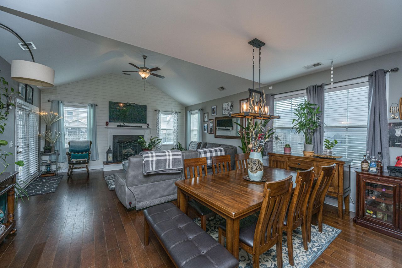 342 Fox Ridge Lane Photo 15