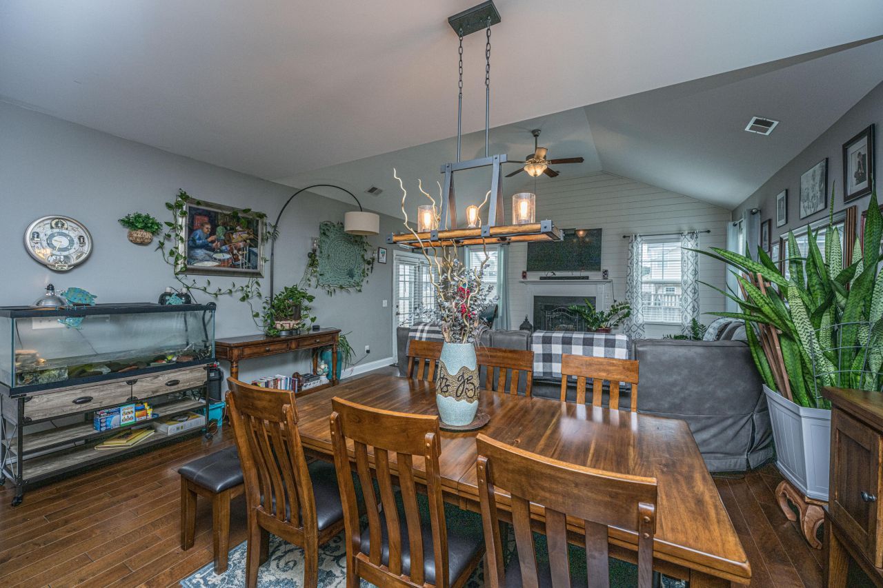 342 Fox Ridge Lane Photo 17