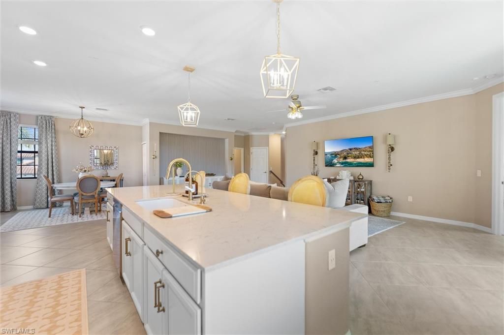 12027 Hawthorn Lake Dr, Unit 202, Fort Myers, FL 33913 Photo
