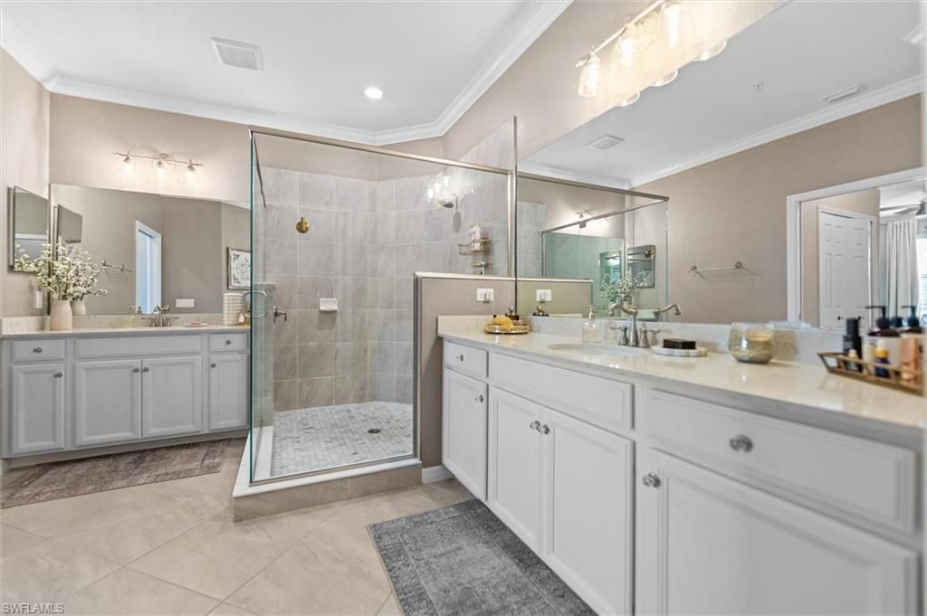 12027 Hawthorn Lake Dr, Unit 202, Fort Myers, FL 33913 Photo