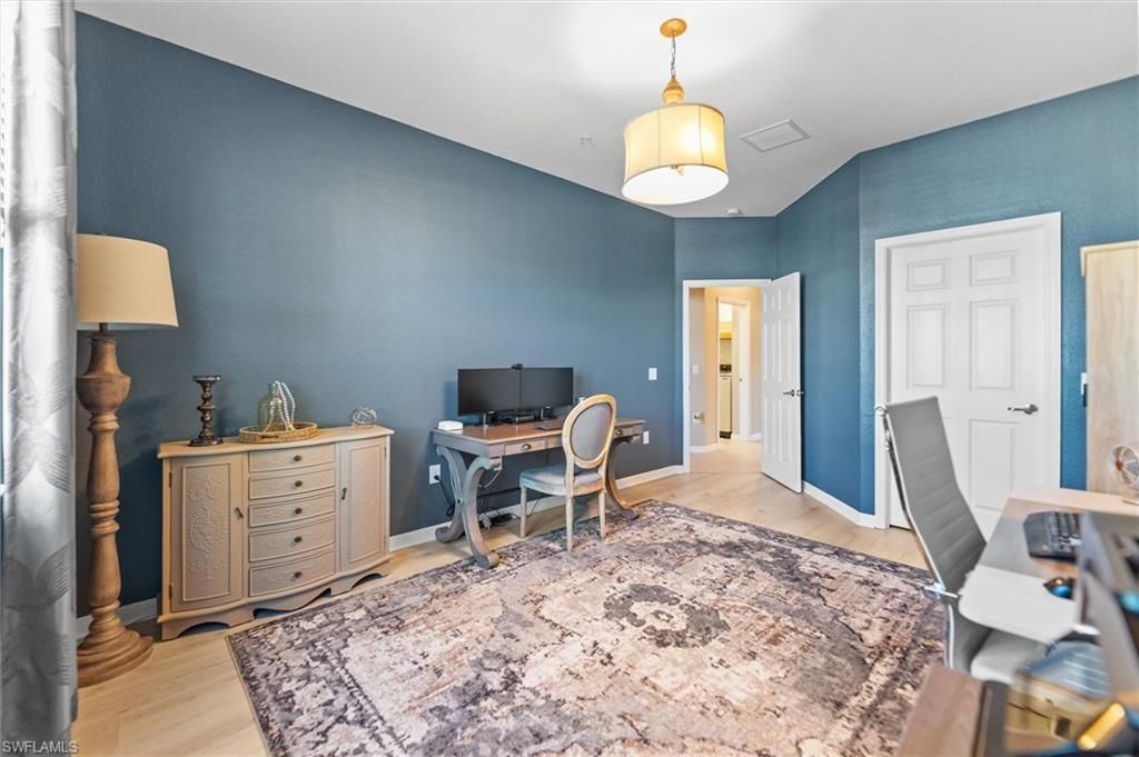 12027 Hawthorn Lake Dr, Unit 202, Fort Myers, FL 33913 Photo