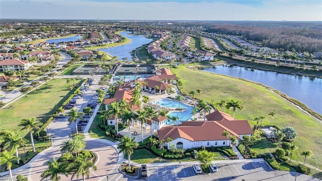 12027 Hawthorn Lake Dr, Unit 202, Fort Myers, FL 33913 Photo