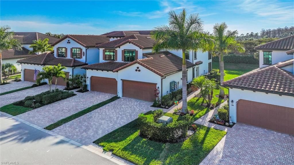 12027 Hawthorn Lake Dr, Unit 202, Fort Myers, FL 33913 Photo