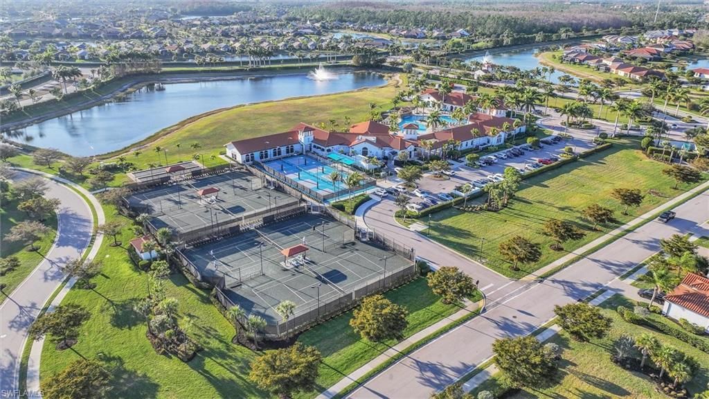 12027 Hawthorn Lake Dr, Unit 202, Fort Myers, FL 33913 Photo