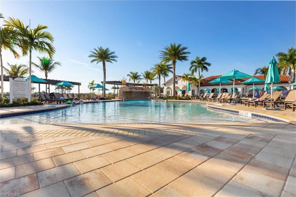 12027 Hawthorn Lake Dr, Unit 202, Fort Myers, FL 33913 Photo