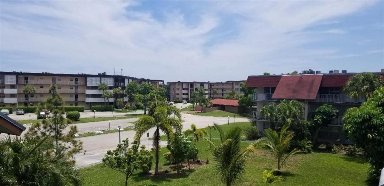 3061 NW 47th Terrace, Unit 333a, Lauderdale Lakes, FL 33313 Photo