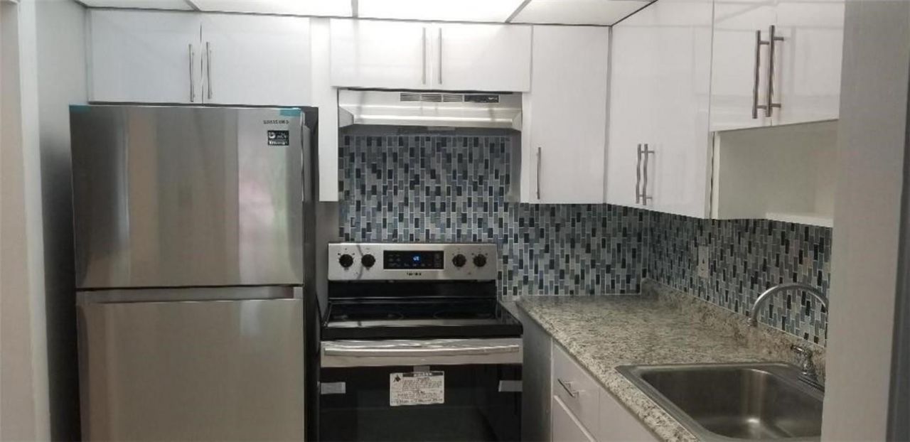 3061 NW 47th Terrace, Unit 333a, Lauderdale Lakes, FL 33313 Photo