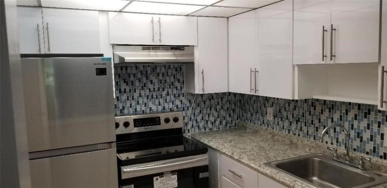 3061 NW 47th Terrace, Unit 333a, Lauderdale Lakes, FL 33313 Photo