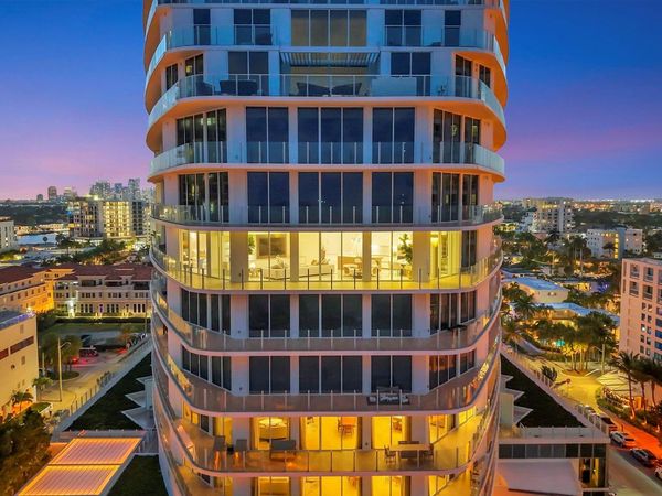 525 N Fort Lauderdale Beach Boulevard, Unit 901, Fort Lauderdale, FL 33304