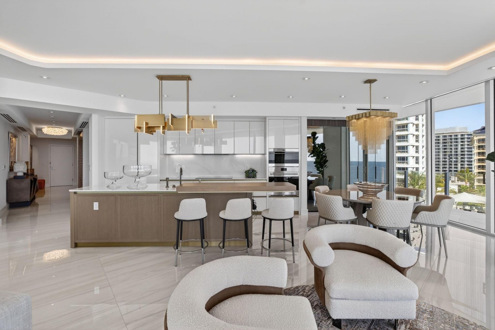 525 N Fort Lauderdale Beach Boulevard, Unit 901, Fort Lauderdale, FL 33304 Photo