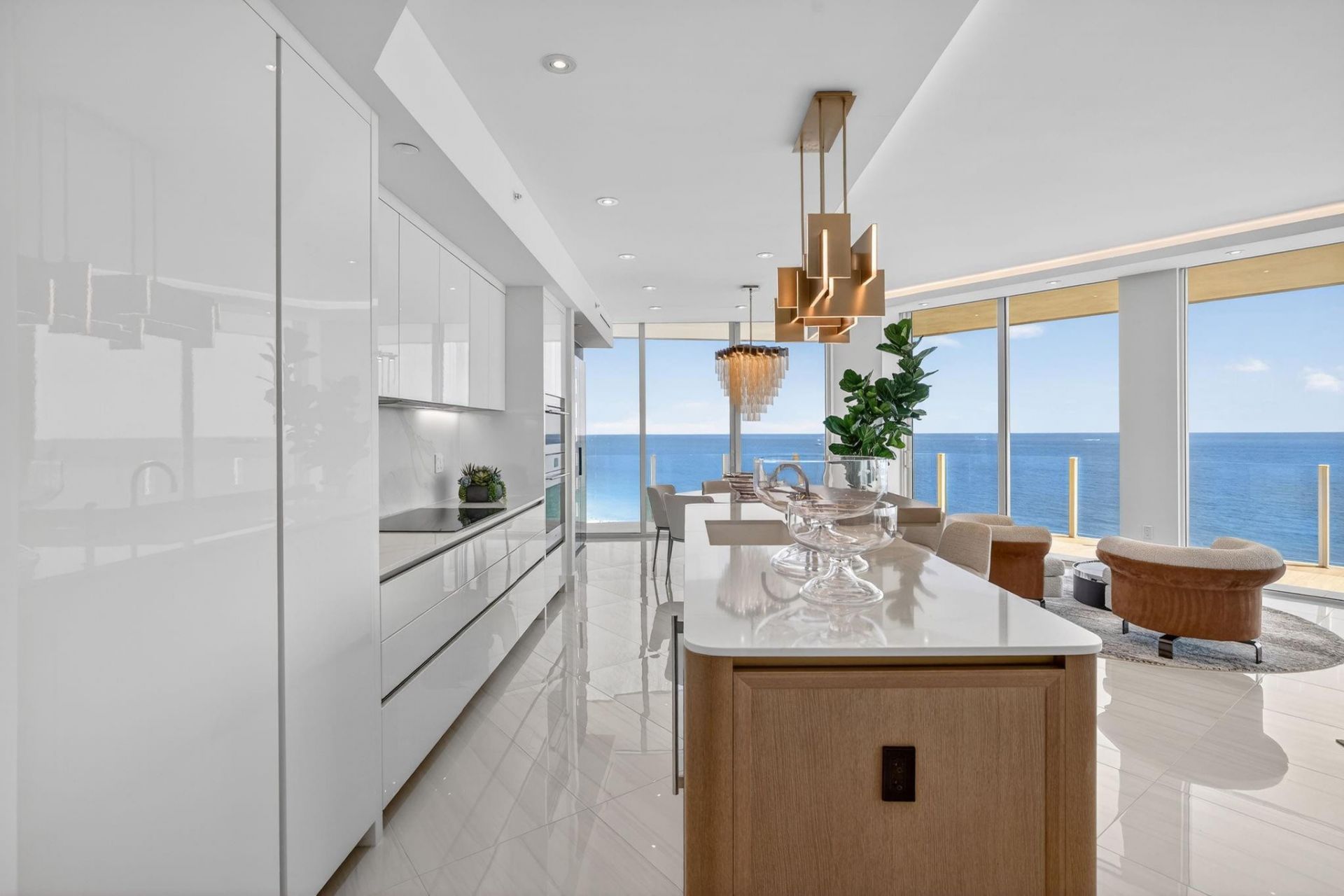 525 N Fort Lauderdale Beach Boulevard, Unit 901, Fort Lauderdale, FL 33304 Photo