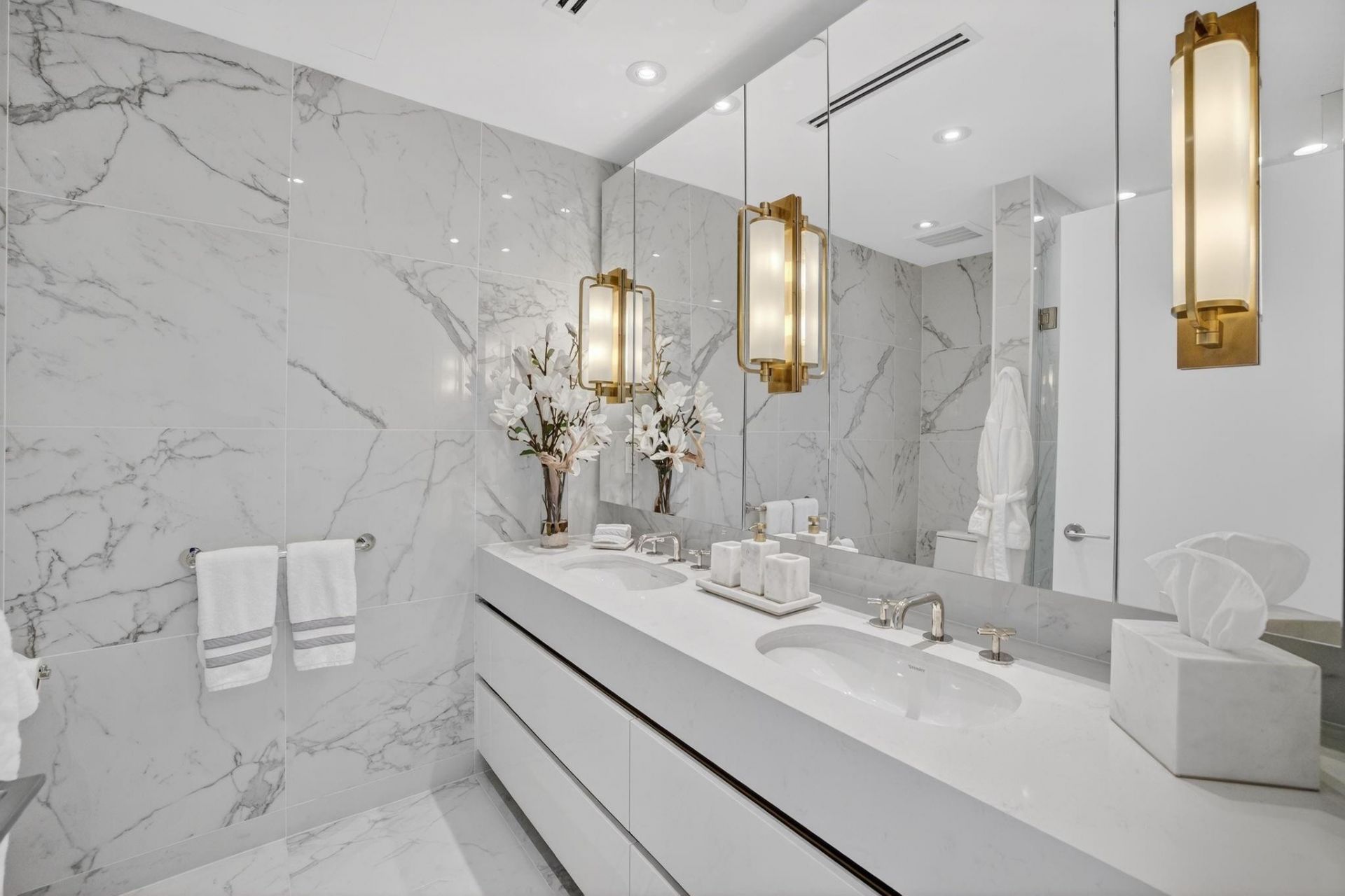 525 N Fort Lauderdale Beach Boulevard, Unit 901, Fort Lauderdale, FL 33304 Photo