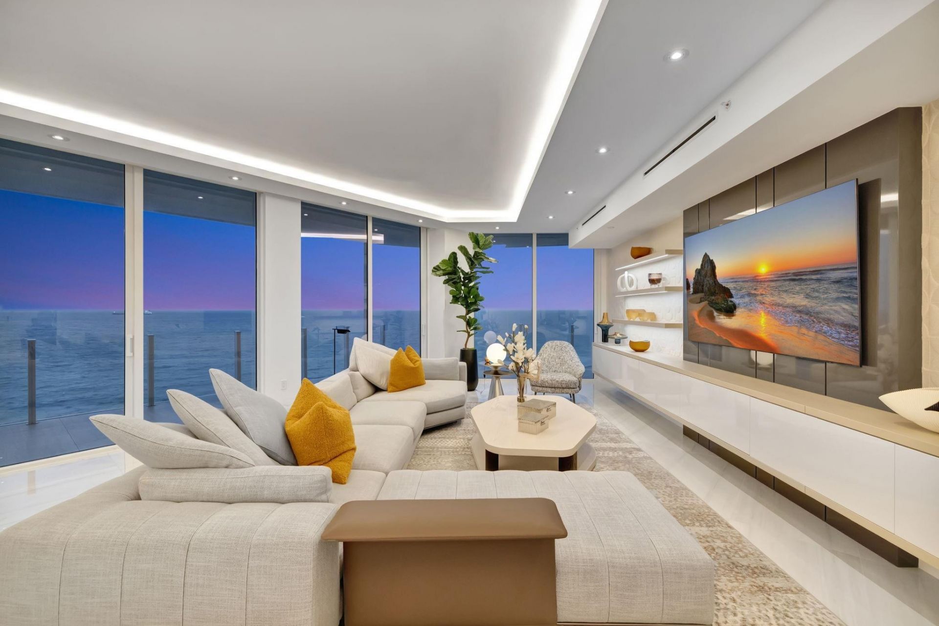 525 N Fort Lauderdale Beach Boulevard, Unit 901, Fort Lauderdale, FL 33304 Photo