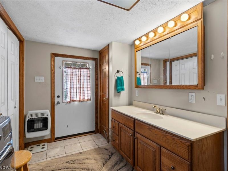 430 S Main Street, Bethesda, OH 43719 Photo 19