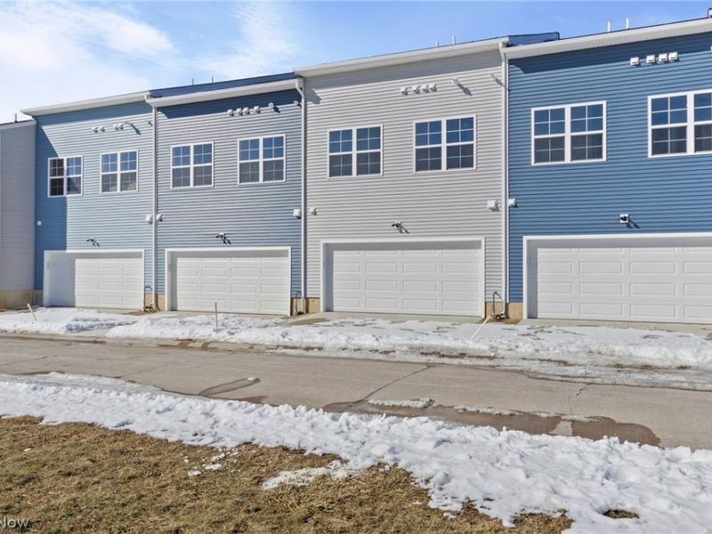 457 Harbor Lane, Lorain, OH 44052 Photo 30