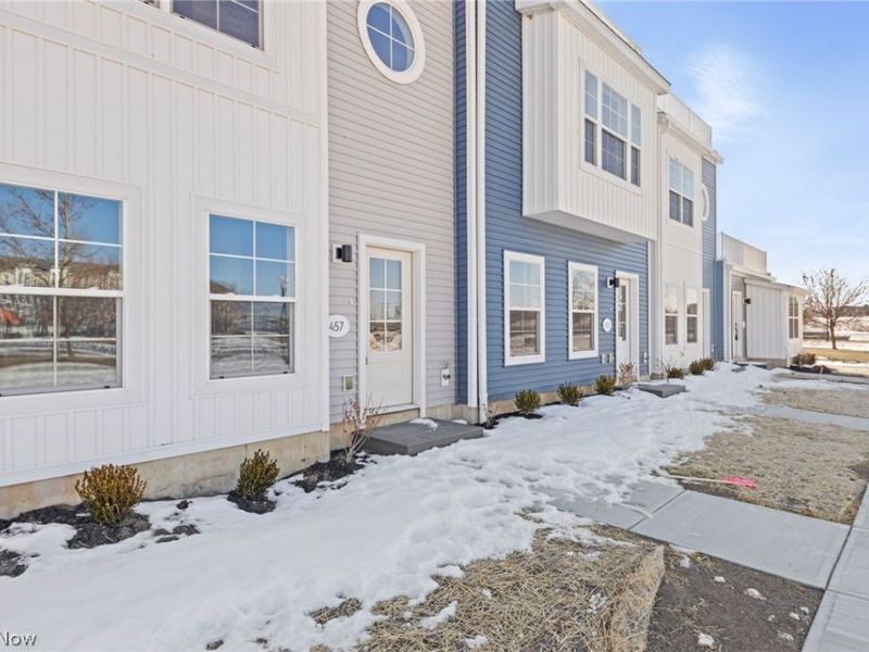 457 Harbor Lane, Lorain, OH 44052 Photo 31