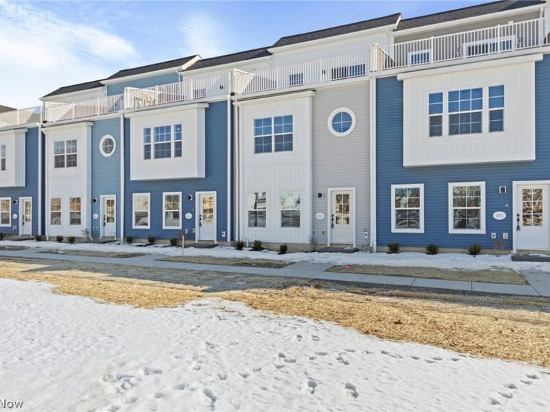 457 Harbor Lane, Lorain, OH 44052 Photo 34