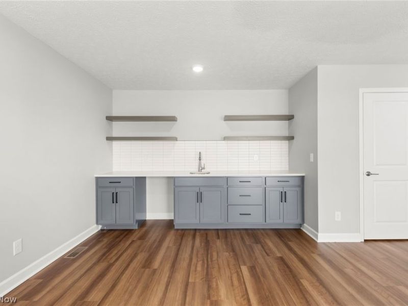 461 Harbor Lane, Lorain, OH 44052 Photo 15