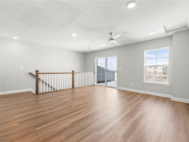 461 Harbor Lane, Lorain, OH 44052 Photo 16