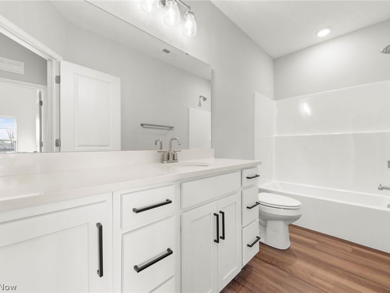 461 Harbor Lane, Lorain, OH 44052 Photo 20