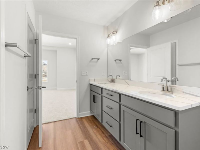 461 Harbor Lane, Lorain, OH 44052 Photo 23