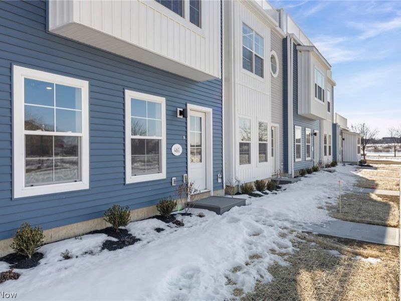 461 Harbor Lane, Lorain, OH 44052 Photo 30