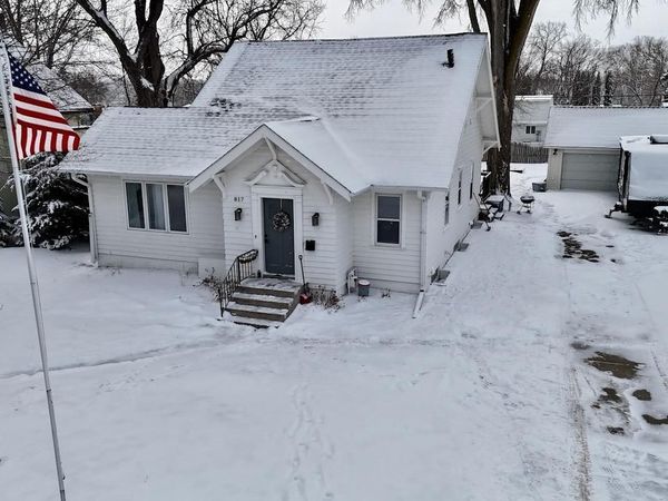 817 W Lincoln Avenue, Fergus Falls, MN 56537