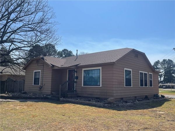 501 Kraus Street , Clarksville, AR 72830