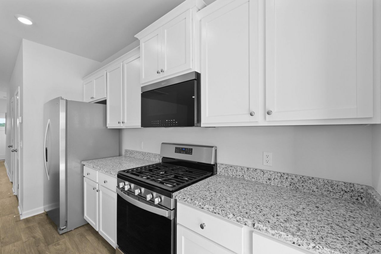 325 Bluebell Way Photo 7