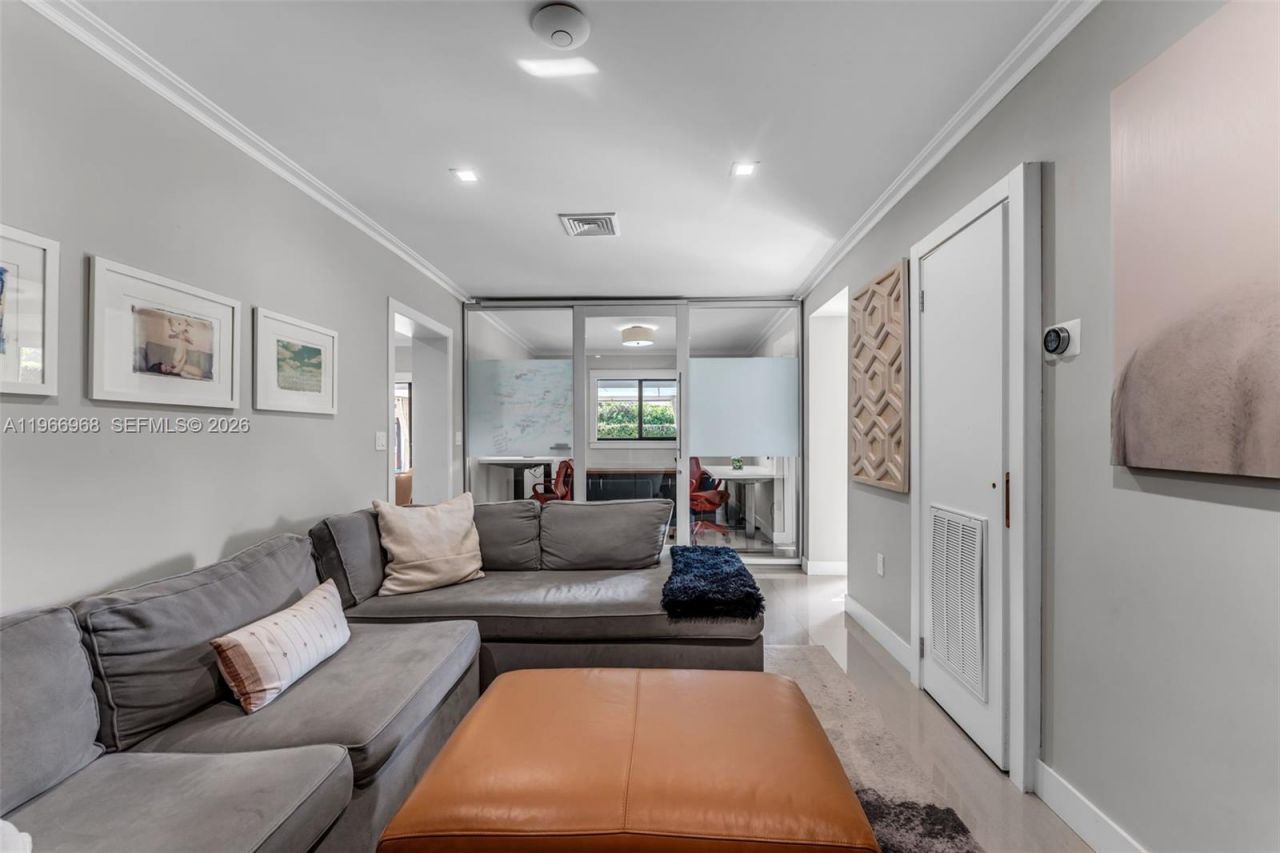 7120 SW 56th St, Miami, FL 33155 Photo