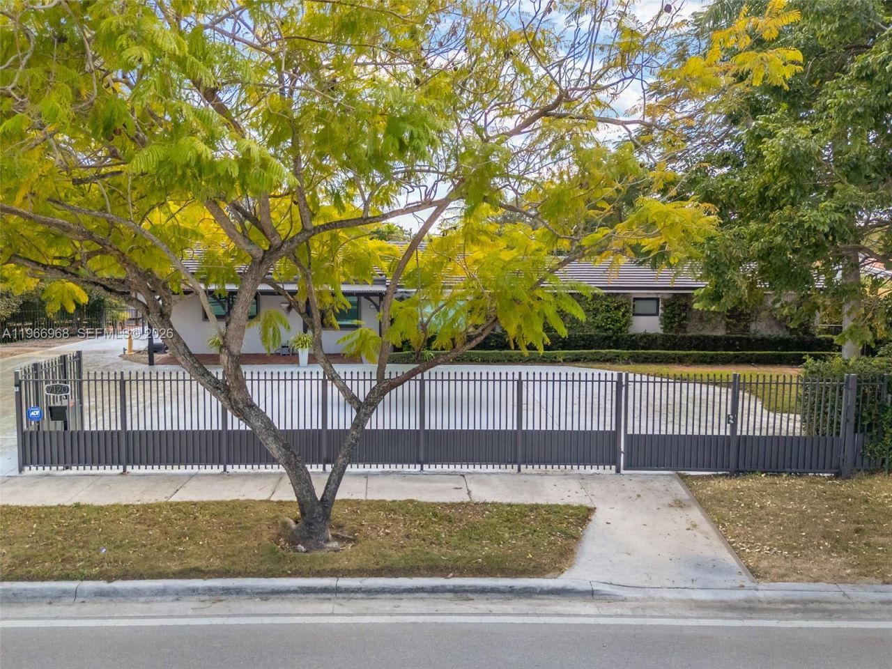 7120 SW 56th St, Miami, FL 33155 Photo