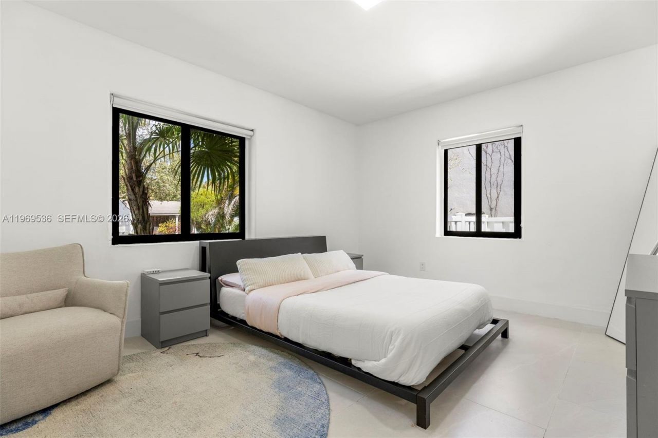 312 NE 90th St , El Portal, FL 33138 Photo