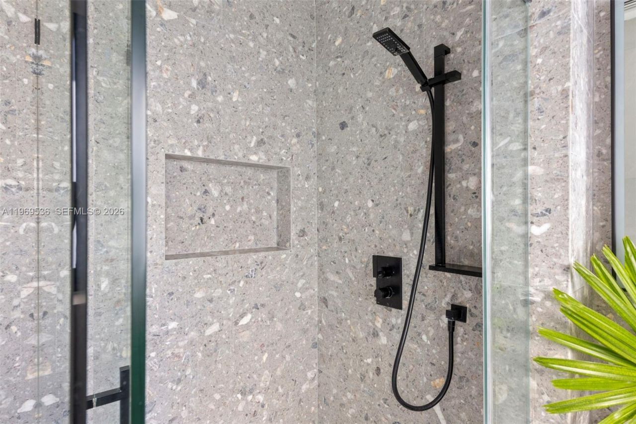 312 NE 90th St , El Portal, FL 33138 Photo