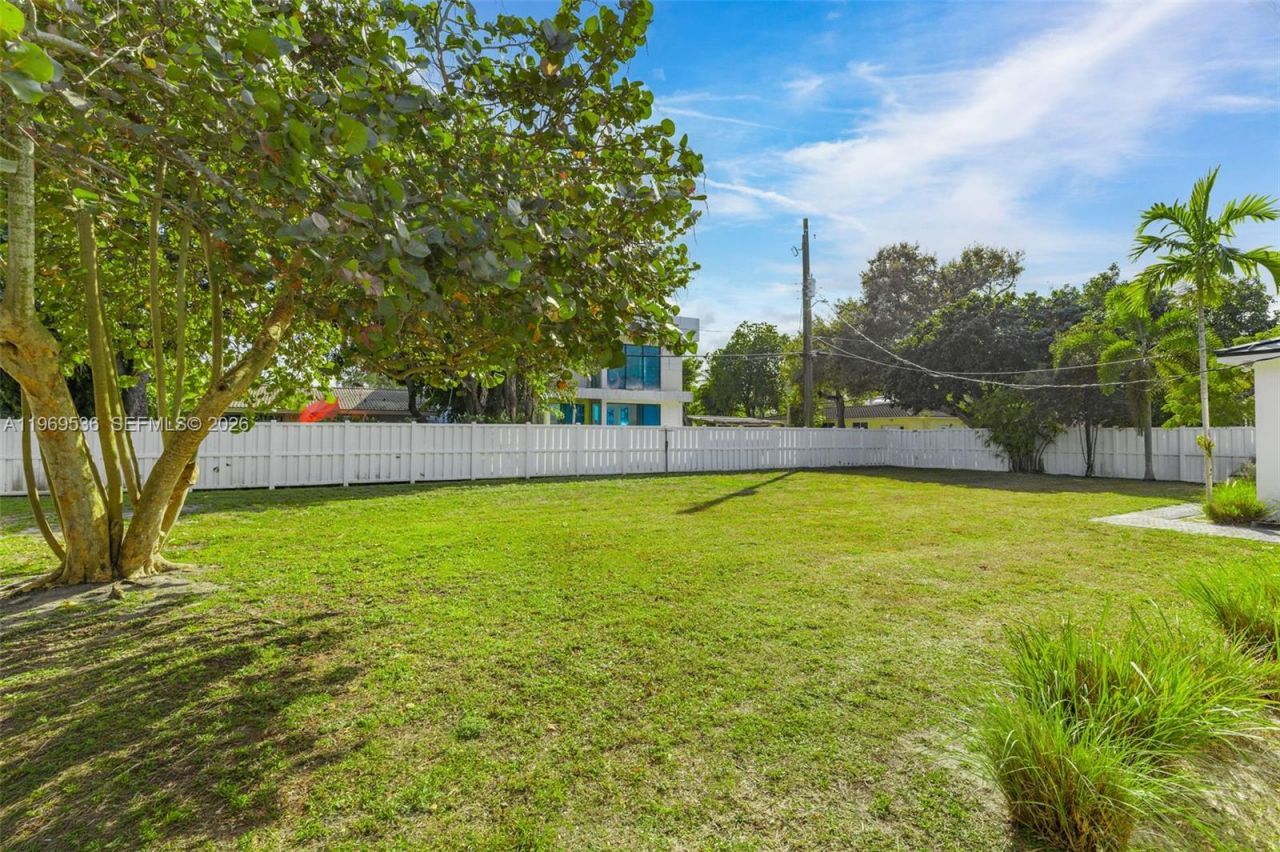 312 NE 90th St , El Portal, FL 33138 Photo