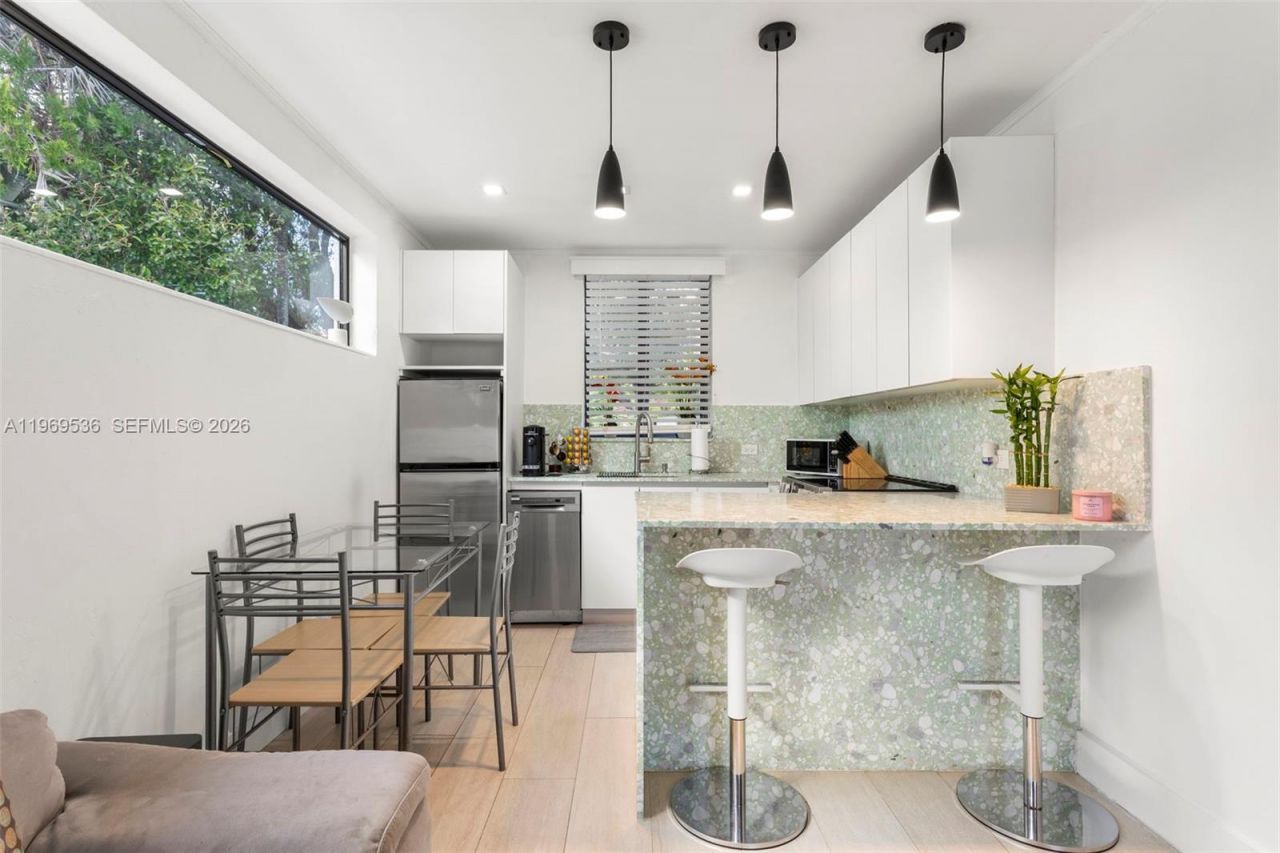 312 NE 90th St , El Portal, FL 33138 Photo