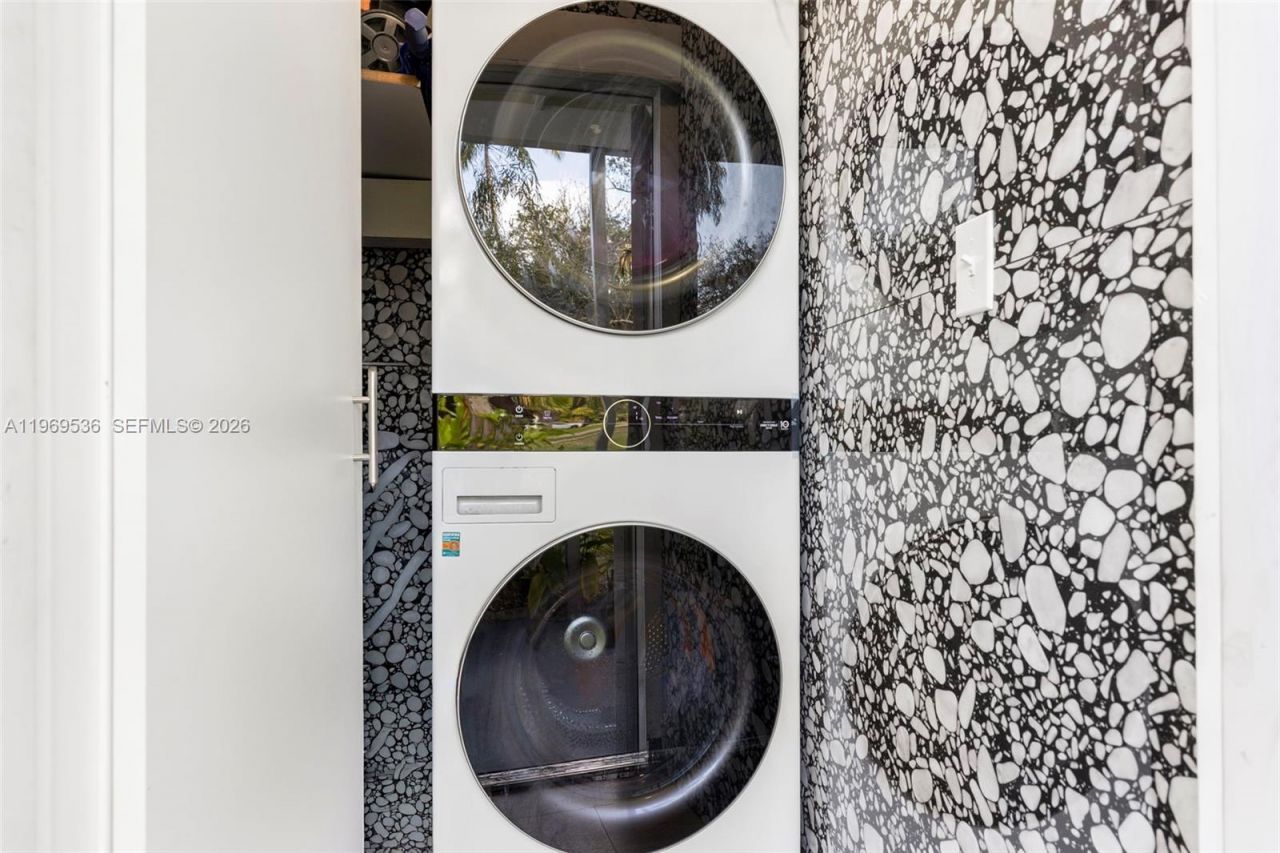 312 NE 90th St , El Portal, FL 33138 Photo