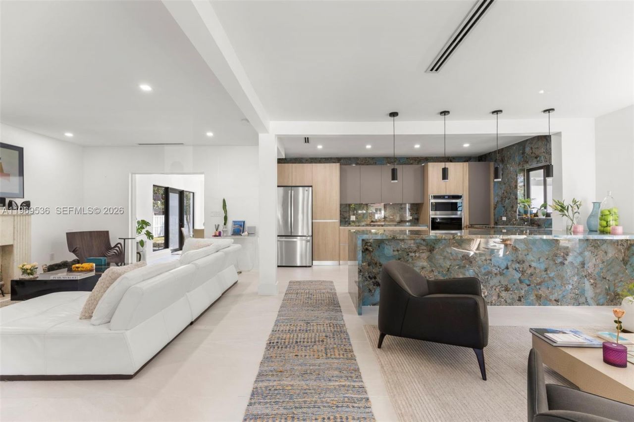 312 NE 90th St , El Portal, FL 33138 Photo