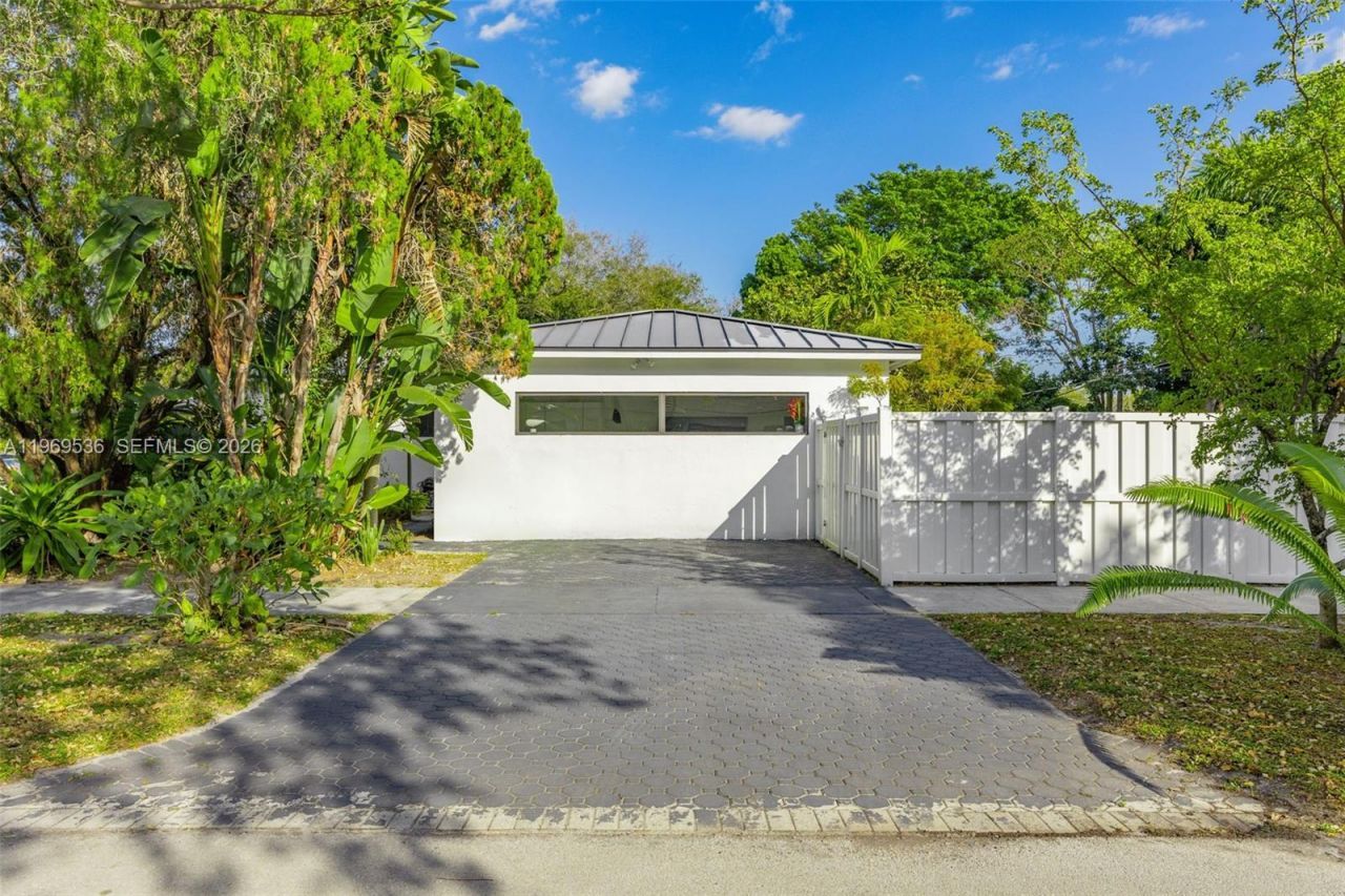 312 NE 90th St , El Portal, FL 33138 Photo